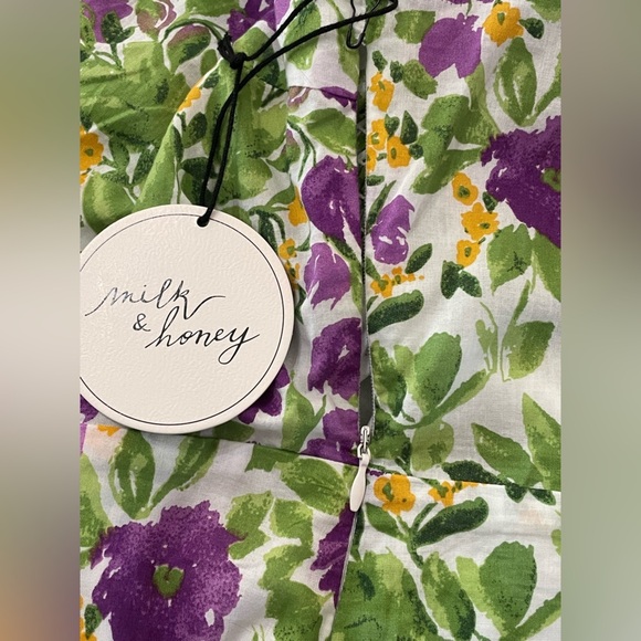 MILK & HONEY LA PUFF SLEEVE MINI FLORAL DRESS SIZE: LARGE NWT - Picture 7 of 9